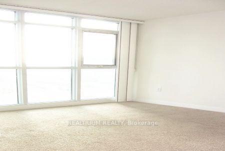 Photo 2 of Unit 4208, 15 Iceboat Terrace, Toronto, Waterfront Communities — HOMEH