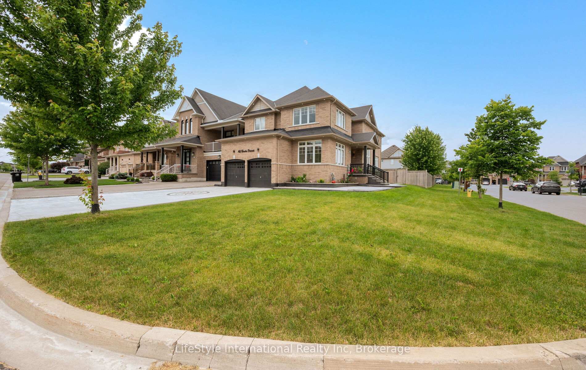 Photo 6 of 48 Hawke Crescent, New Tecumseth, Tottenham — HOMEH