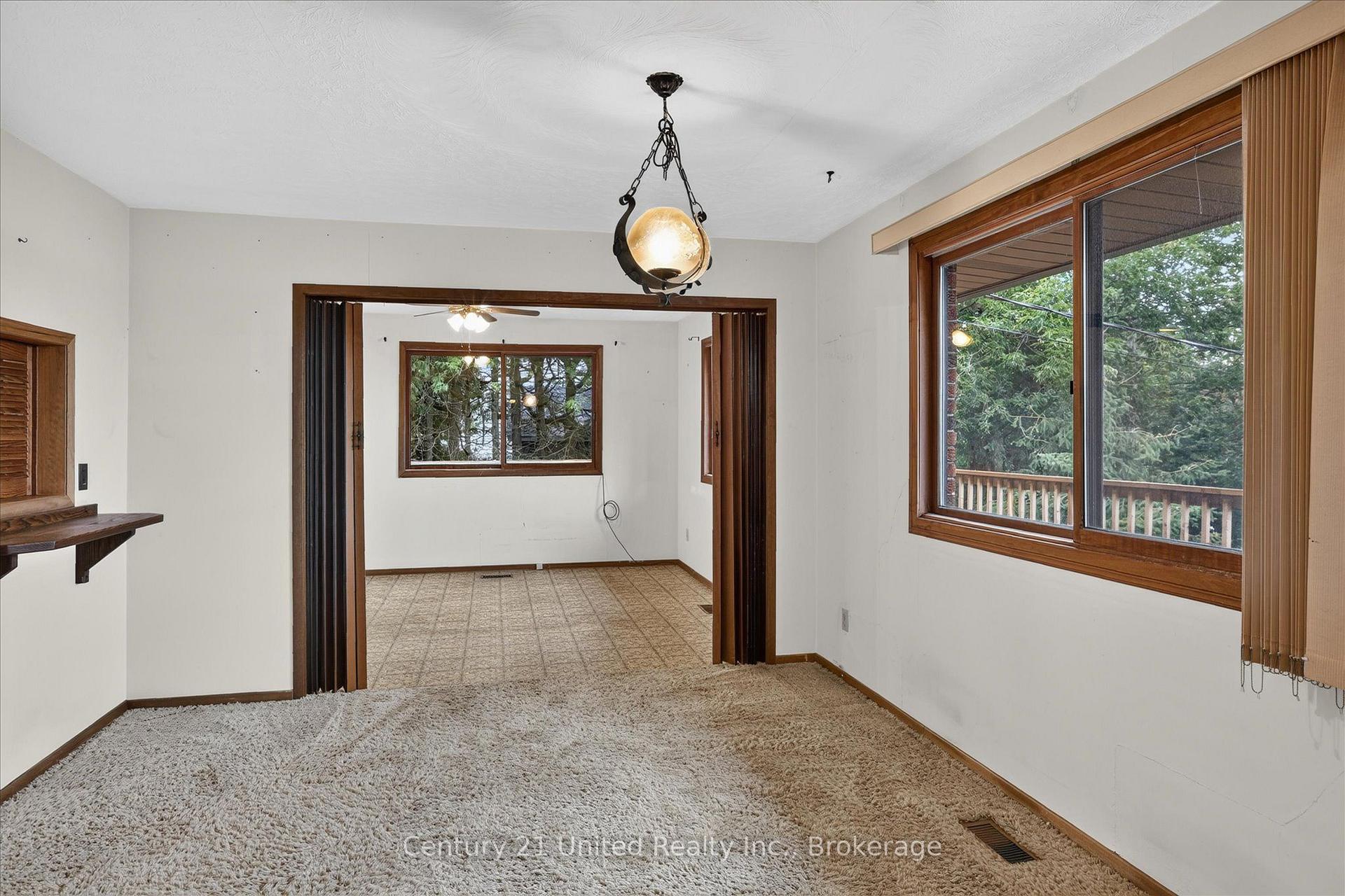 Photo 10 of 995 Nicholl's Boulevard, Selwyn — HOMEH