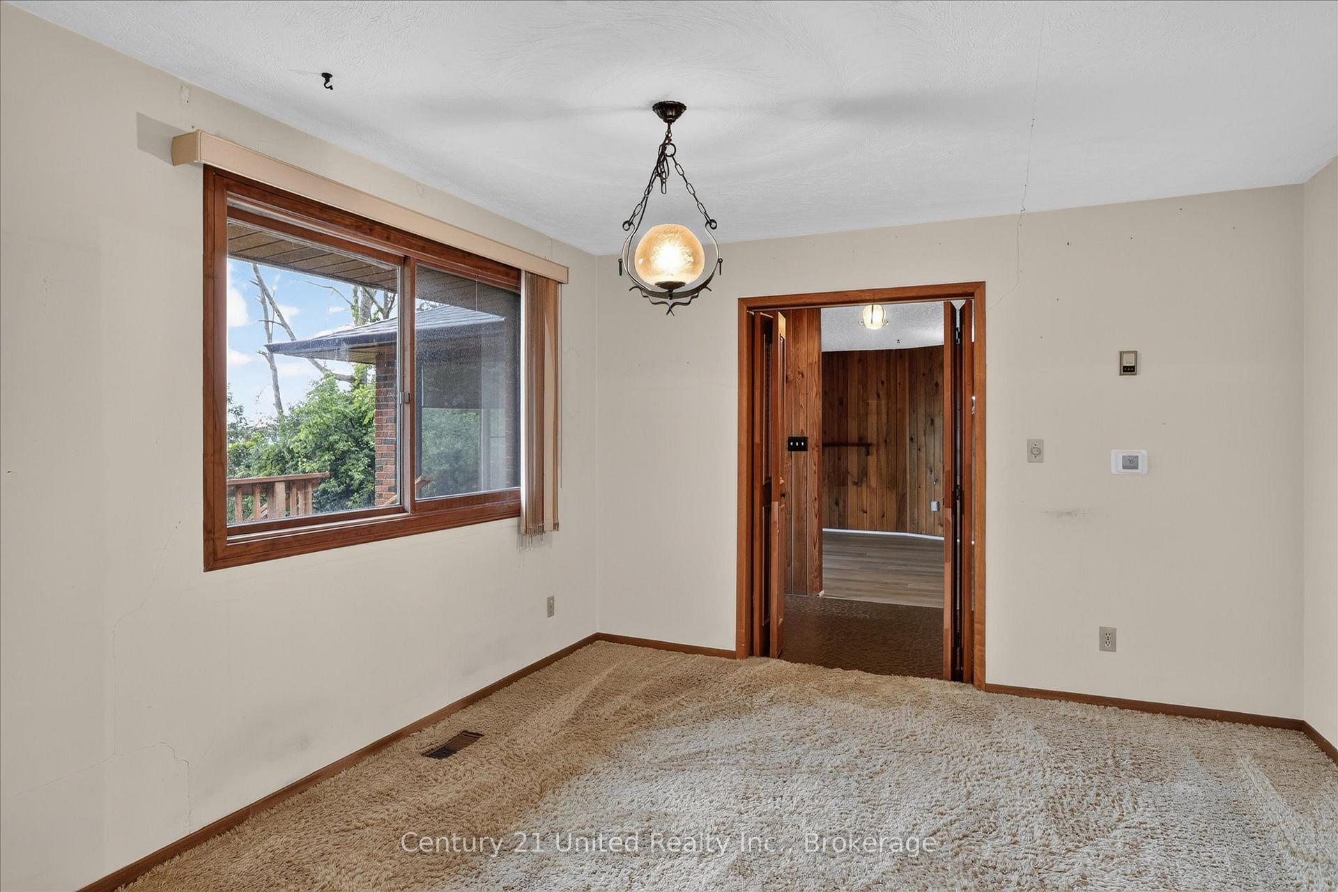 Photo 11 of 995 Nicholl's Boulevard, Selwyn — HOMEH
