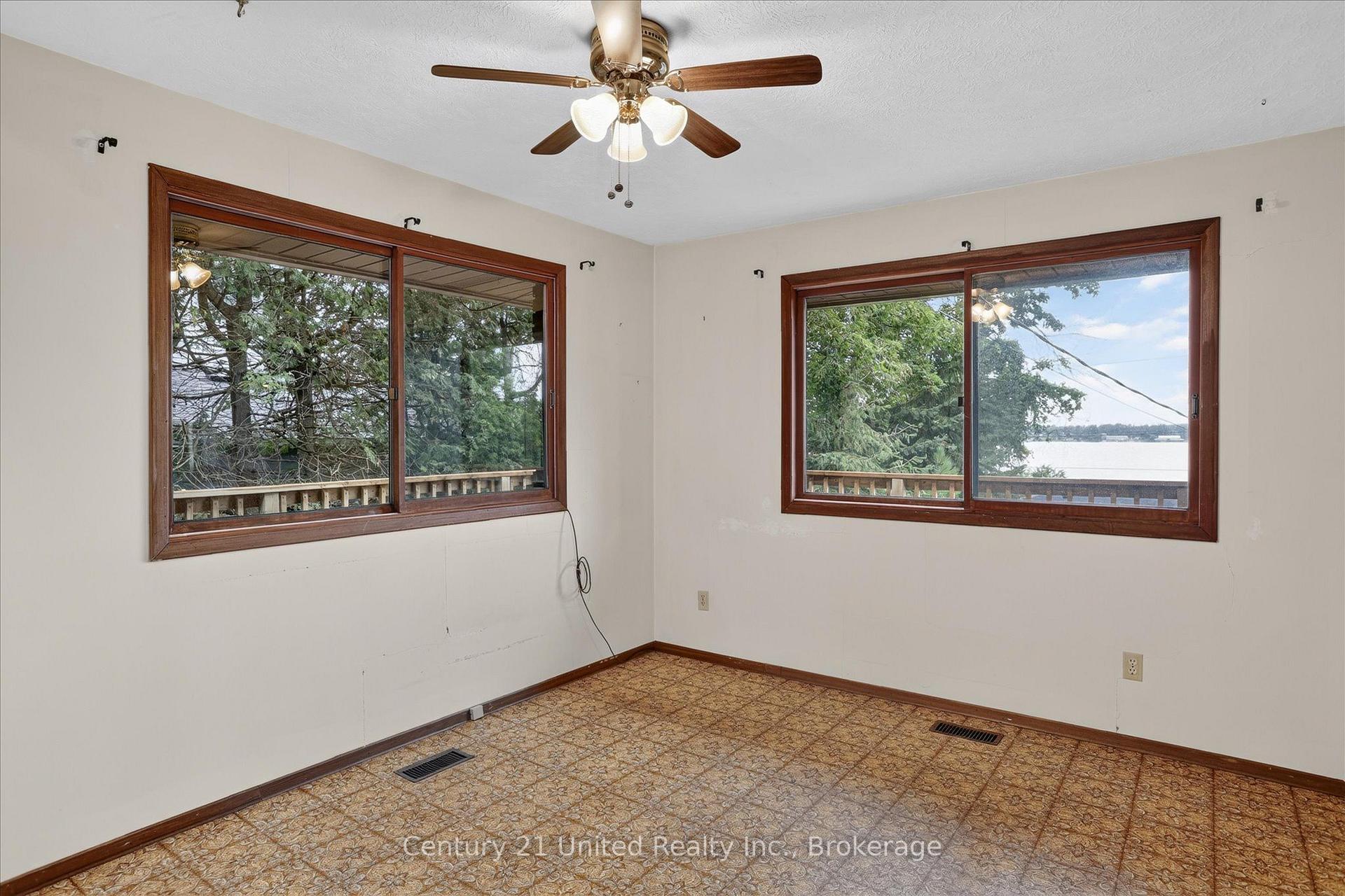 Photo 12 of 995 Nicholl's Boulevard, Selwyn — HOMEH