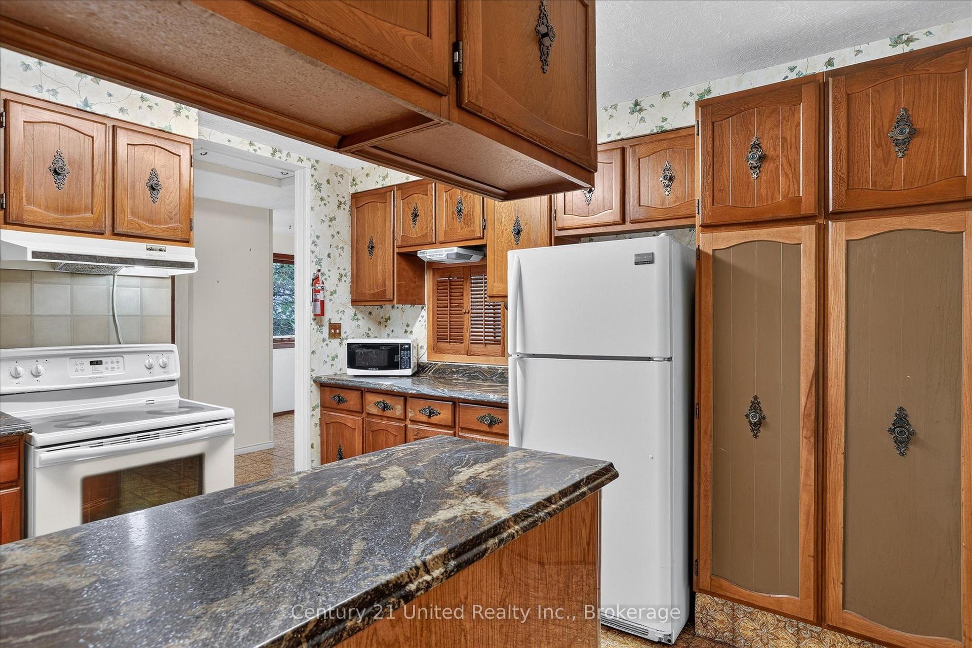 Photo 19 of 995 Nicholl's Boulevard, Selwyn — HOMEH