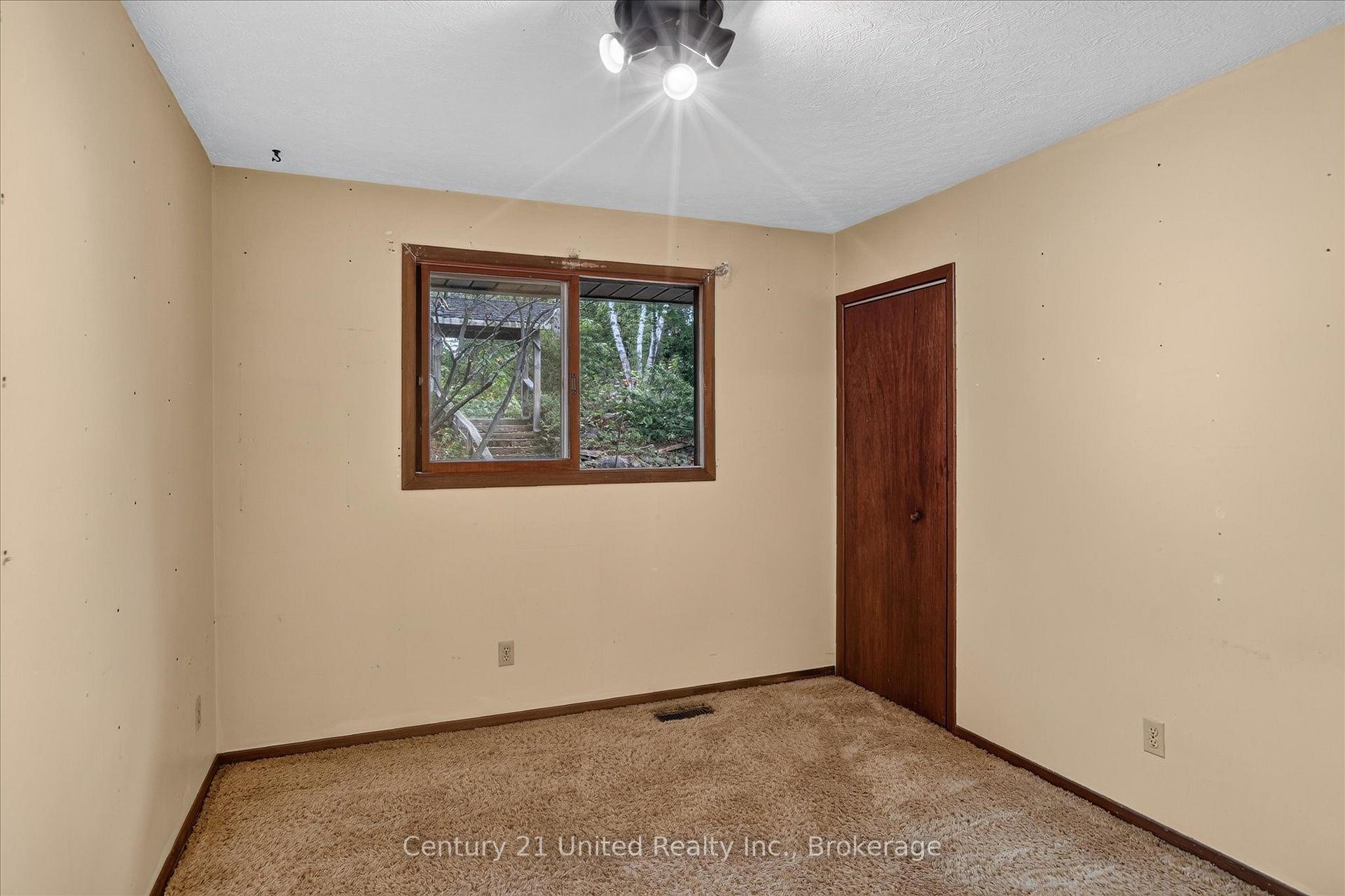 Photo 28 of 995 Nicholl's Boulevard, Selwyn — HOMEH