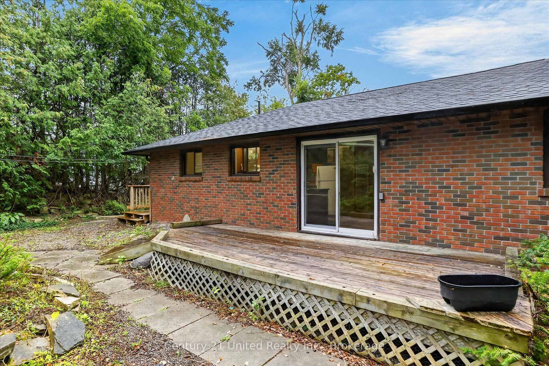 Photo 43 of 995 Nicholl's Boulevard, Selwyn — HOMEH