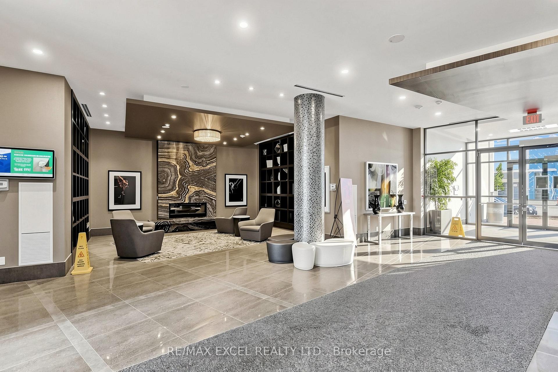 Photo 5 of Unit 416, 8110 Birchmount Road, Markham, Unionville — HOMEH