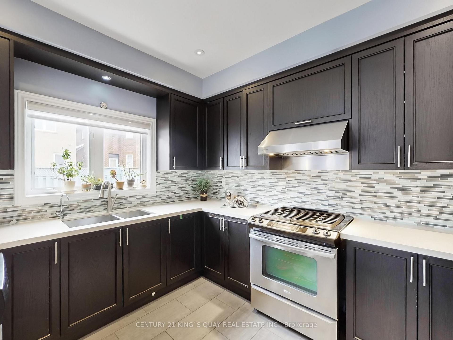 Photo 19 of 35 Mckennon Street, Markham, Wismer — HOMEH