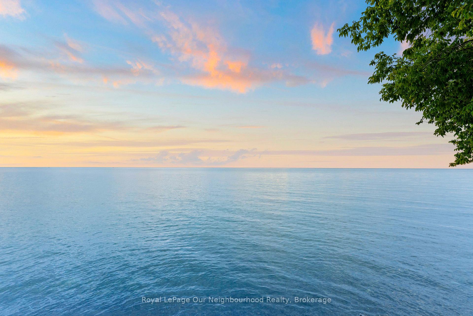 Photo 12 of 121 Cedar Crest Beach Road, Clarington, Bowmanville — HOMEH