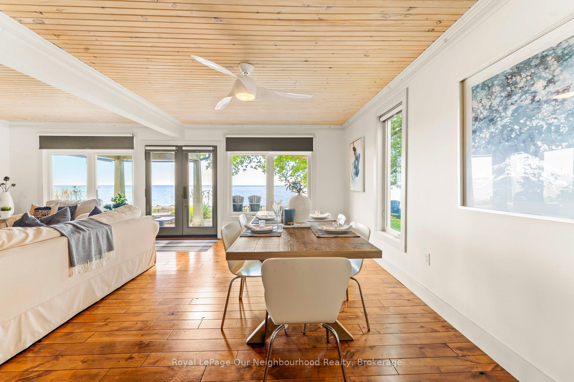Photo 17 of 121 Cedar Crest Beach Road, Clarington, Bowmanville — HOMEH