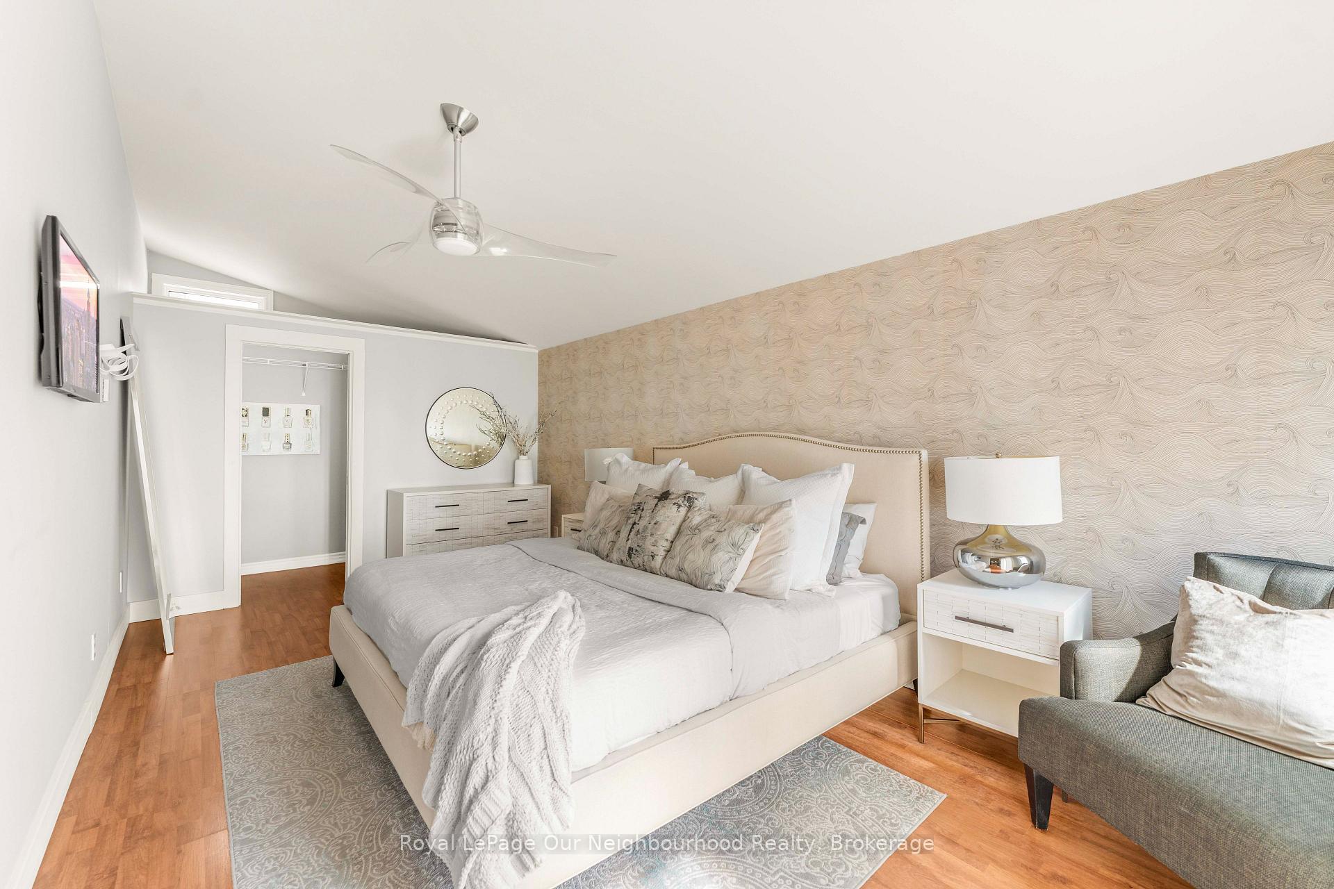 Photo 28 of 121 Cedar Crest Beach Road, Clarington, Bowmanville — HOMEH