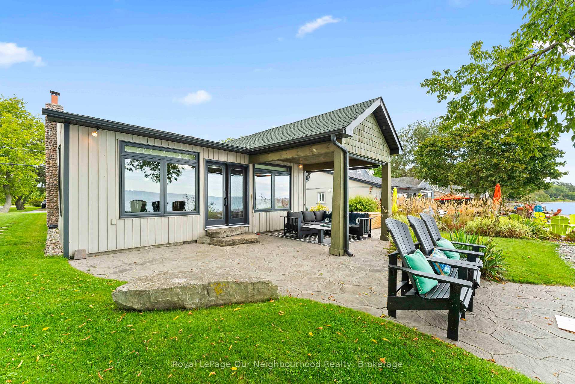 Photo 48 of 121 Cedar Crest Beach Road, Clarington, Bowmanville — HOMEH