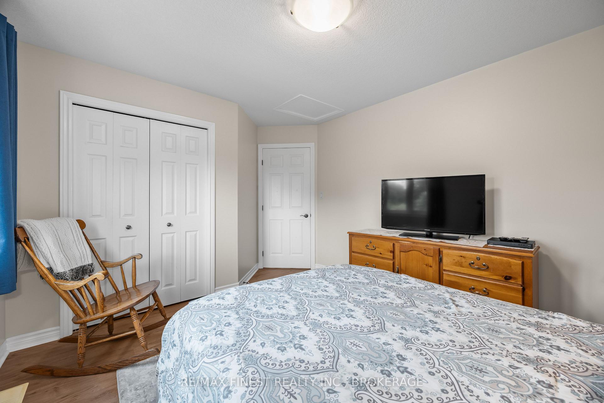 Photo 24 of 106 Macdougall Drive, Loyalist, Amherstview — HOMEH
