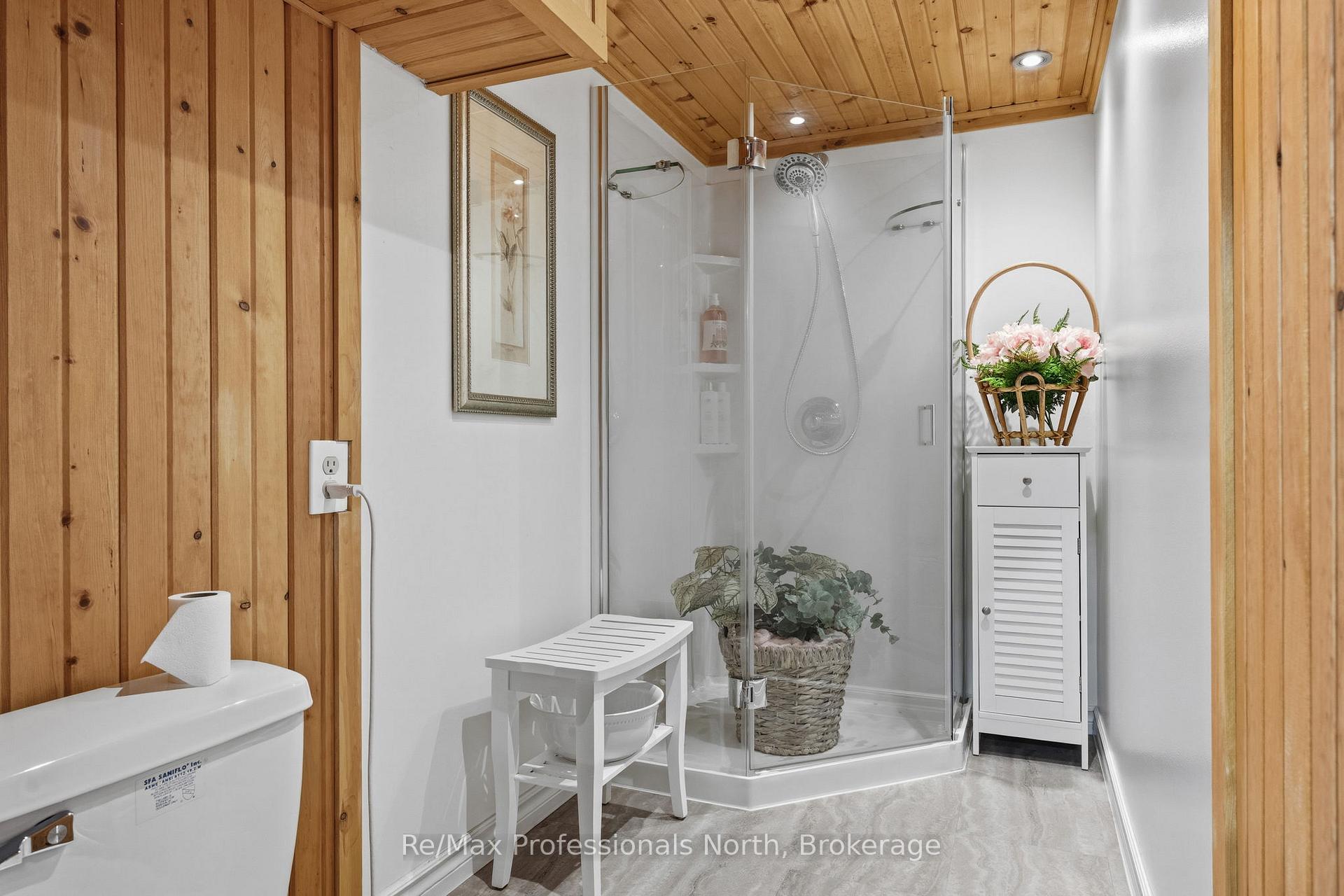 Photo 27 of 3569 Chetwynd Road, Kearney, Proudfoot — HOMEH