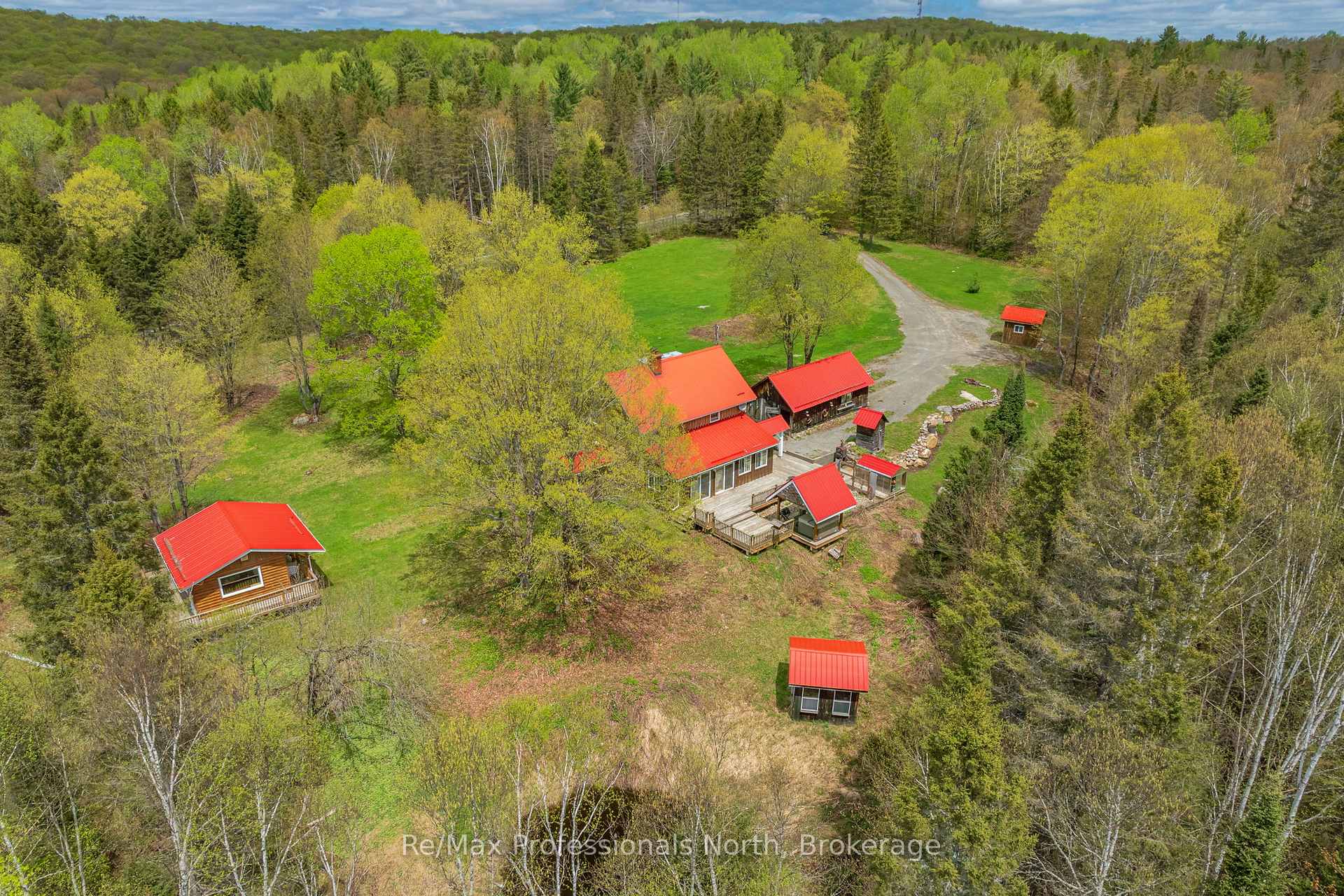 Photo 45 of 3569 Chetwynd Road, Kearney, Proudfoot — HOMEH