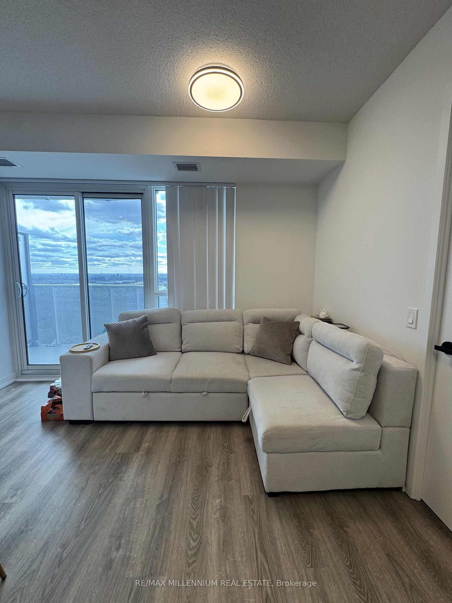 Photo 8 of Unit 3011, 195 Commerce Street, Vaughan, Vaughan Corporate Centre — HOMEH