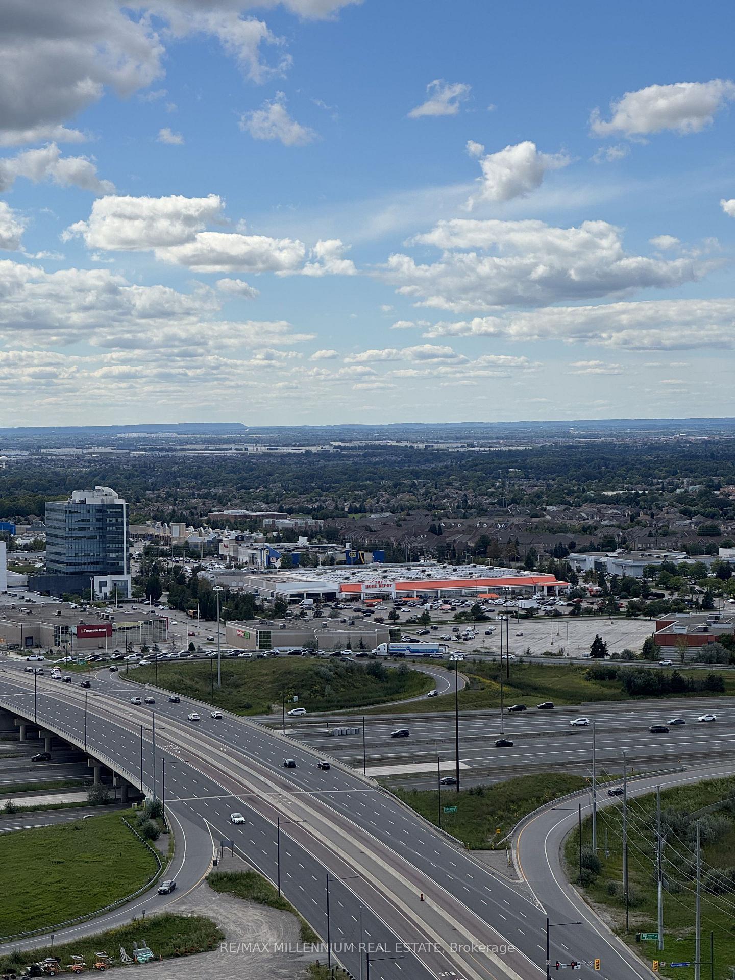 Photo 15 of Unit 3011, 195 Commerce Street, Vaughan, Vaughan Corporate Centre — HOMEH