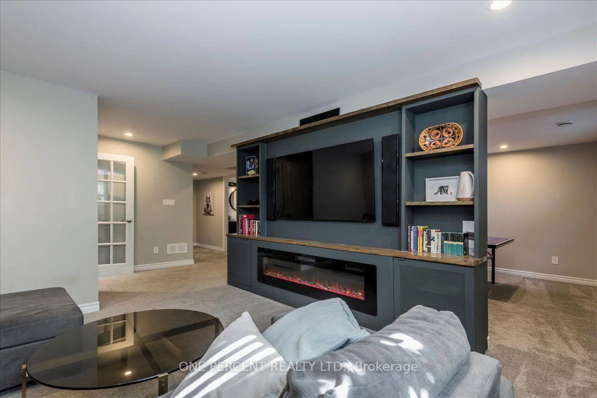 Photo 27 of 25 Bertram Drive, Springwater, Elmvale — HOMEH