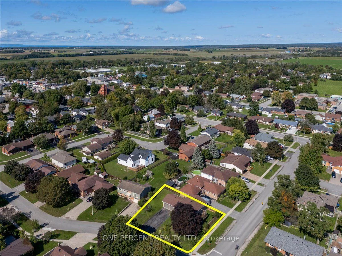 Photo 45 of 25 Bertram Drive, Springwater, Elmvale — HOMEH