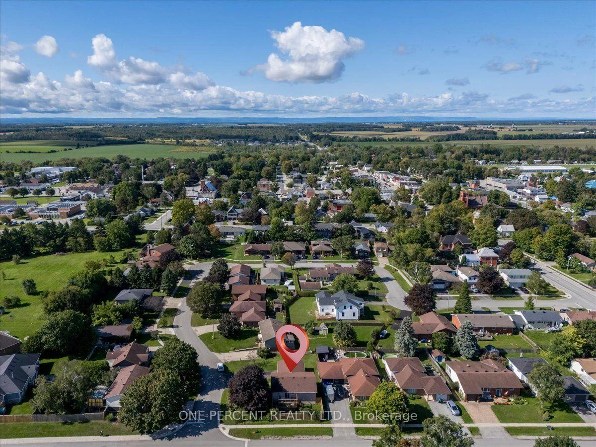 Photo 47 of 25 Bertram Drive, Springwater, Elmvale — HOMEH