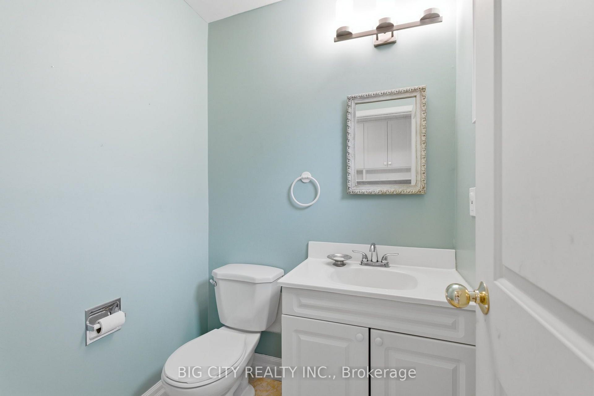 Photo 14 of 74 Chiefswood Square, Scarborough, Steeles — HOMEH