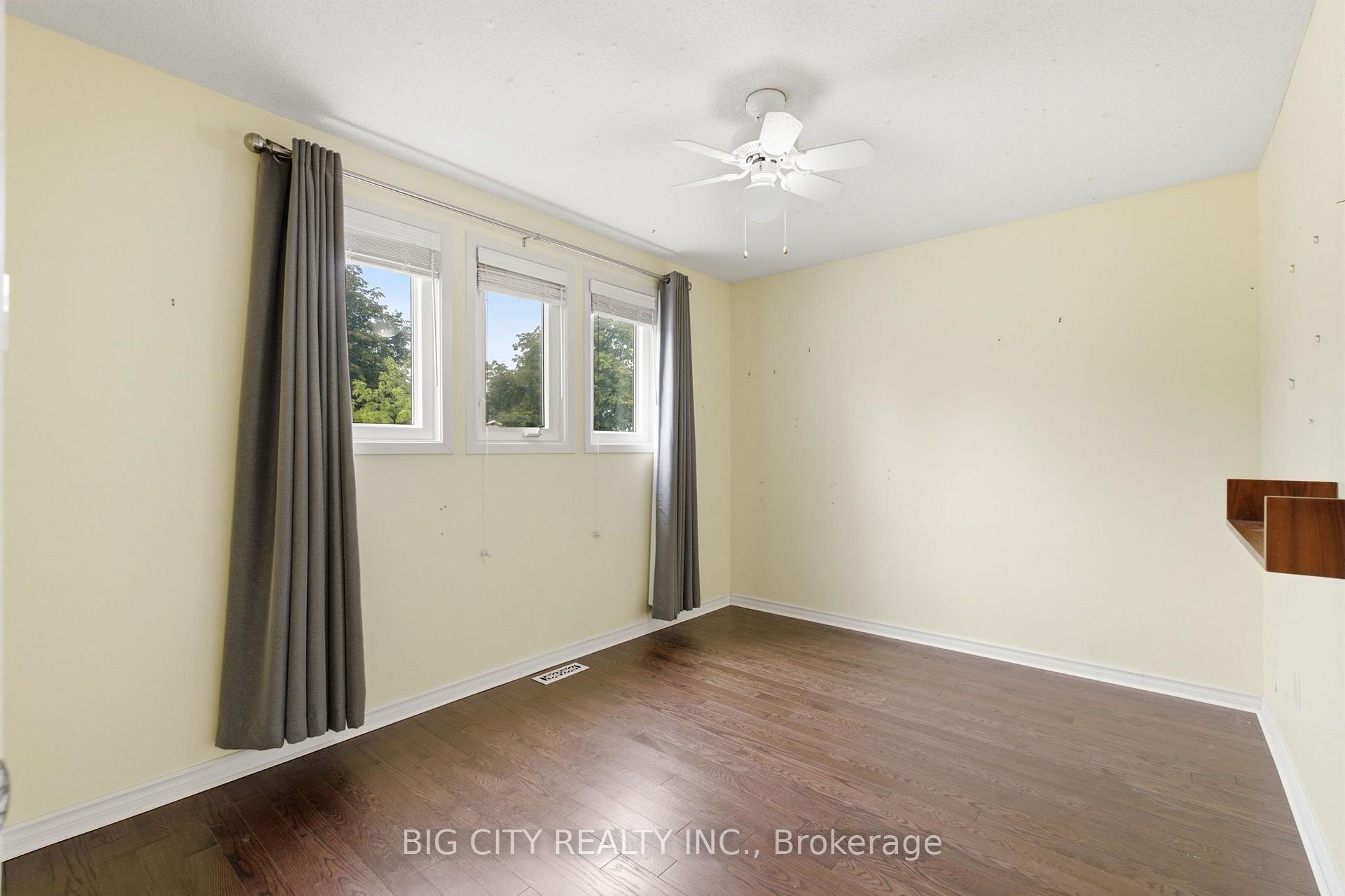 Photo 15 of 74 Chiefswood Square, Scarborough, Steeles — HOMEH