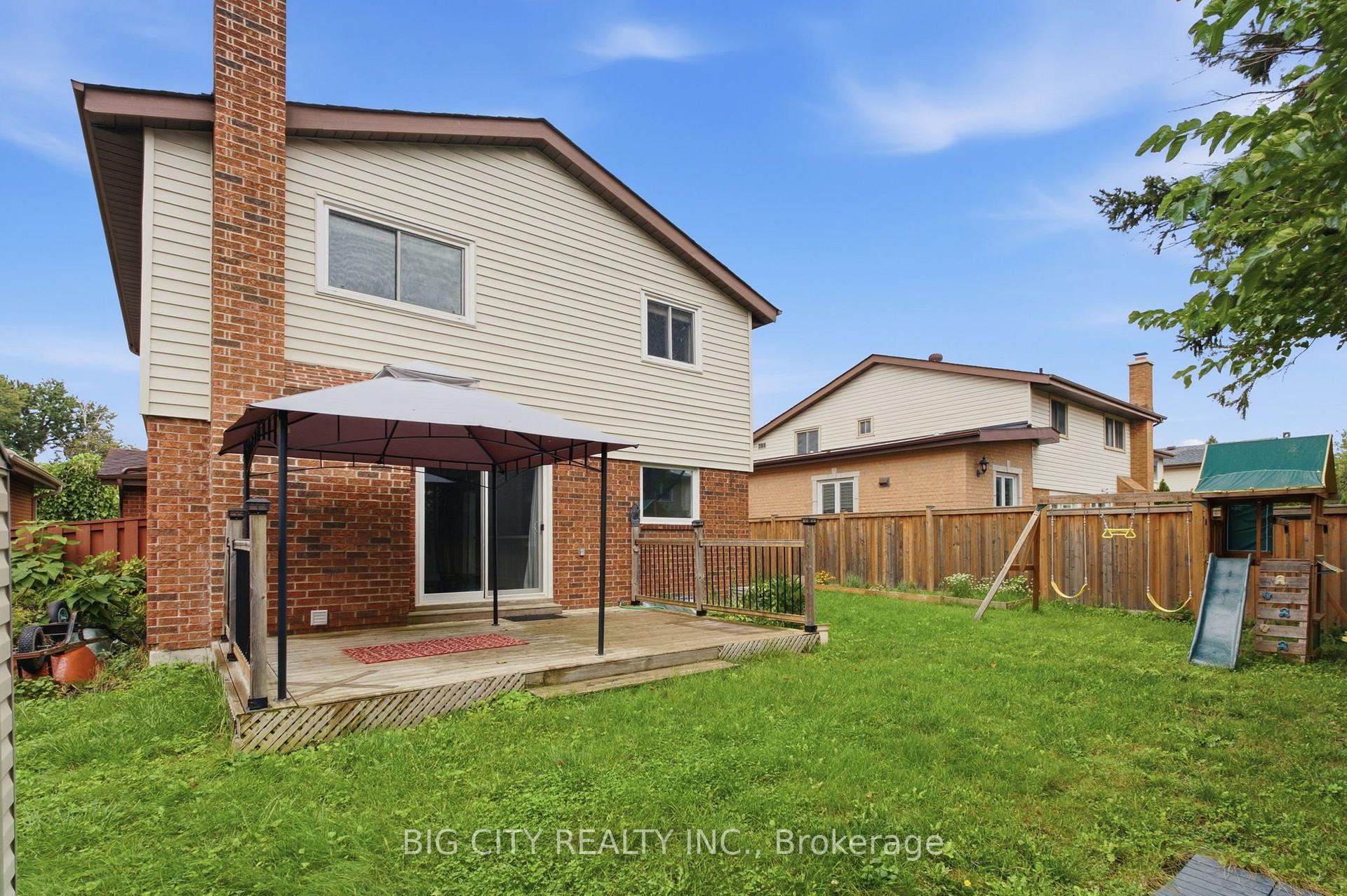 Photo 27 of 74 Chiefswood Square, Scarborough, Steeles — HOMEH