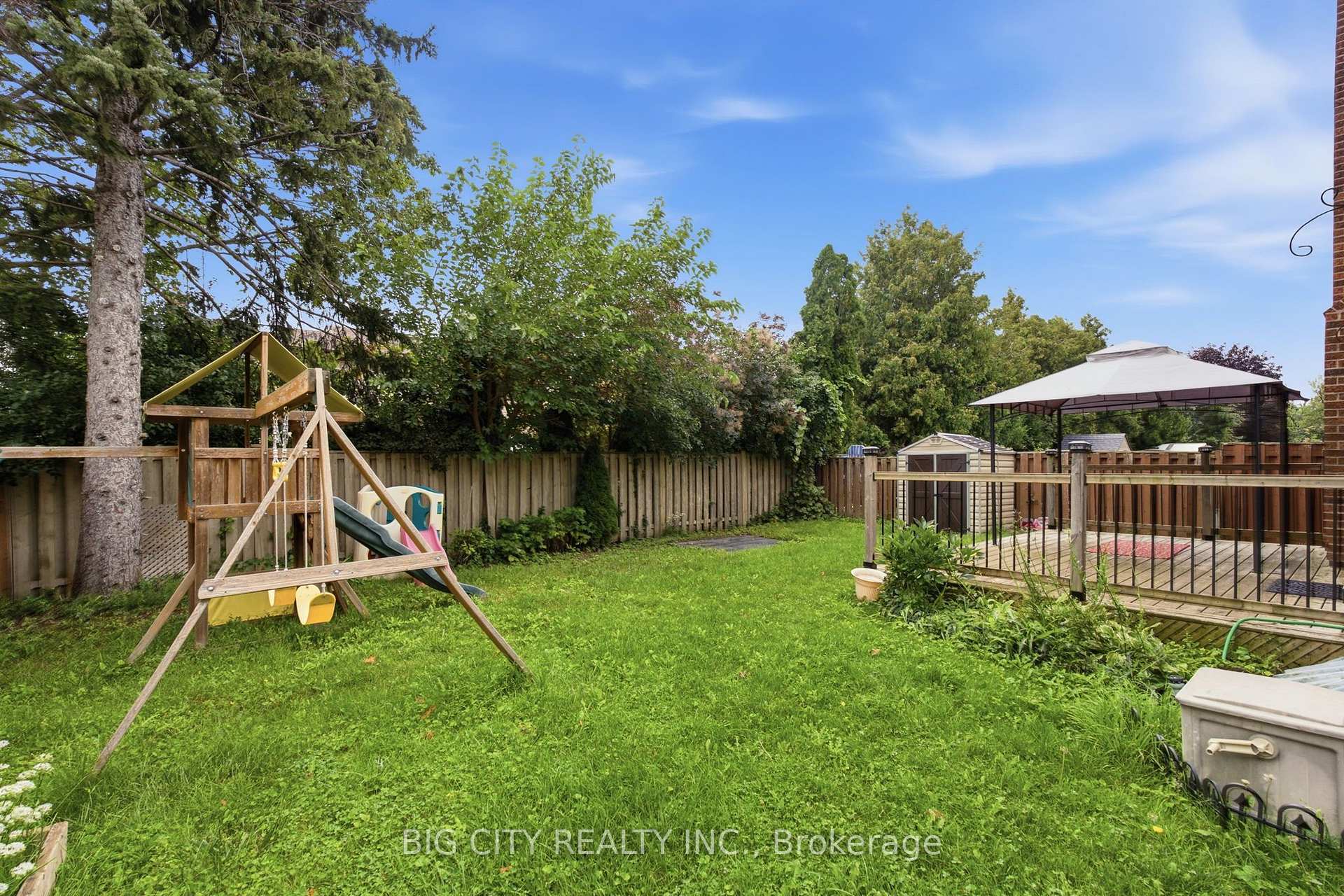 Photo 29 of 74 Chiefswood Square, Scarborough, Steeles — HOMEH