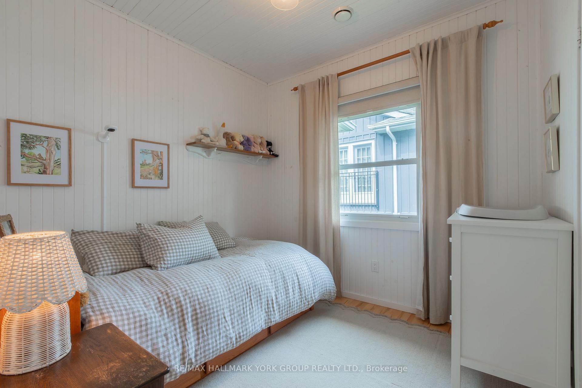 Photo 25 of 913 Lake Drive N, Georgina, Historic Lakeshore Communities — HOMEH