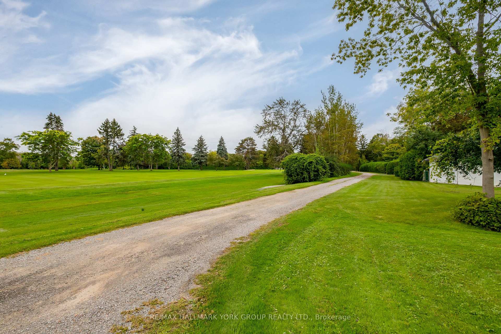 Photo 36 of 913 Lake Drive N, Georgina, Historic Lakeshore Communities — HOMEH