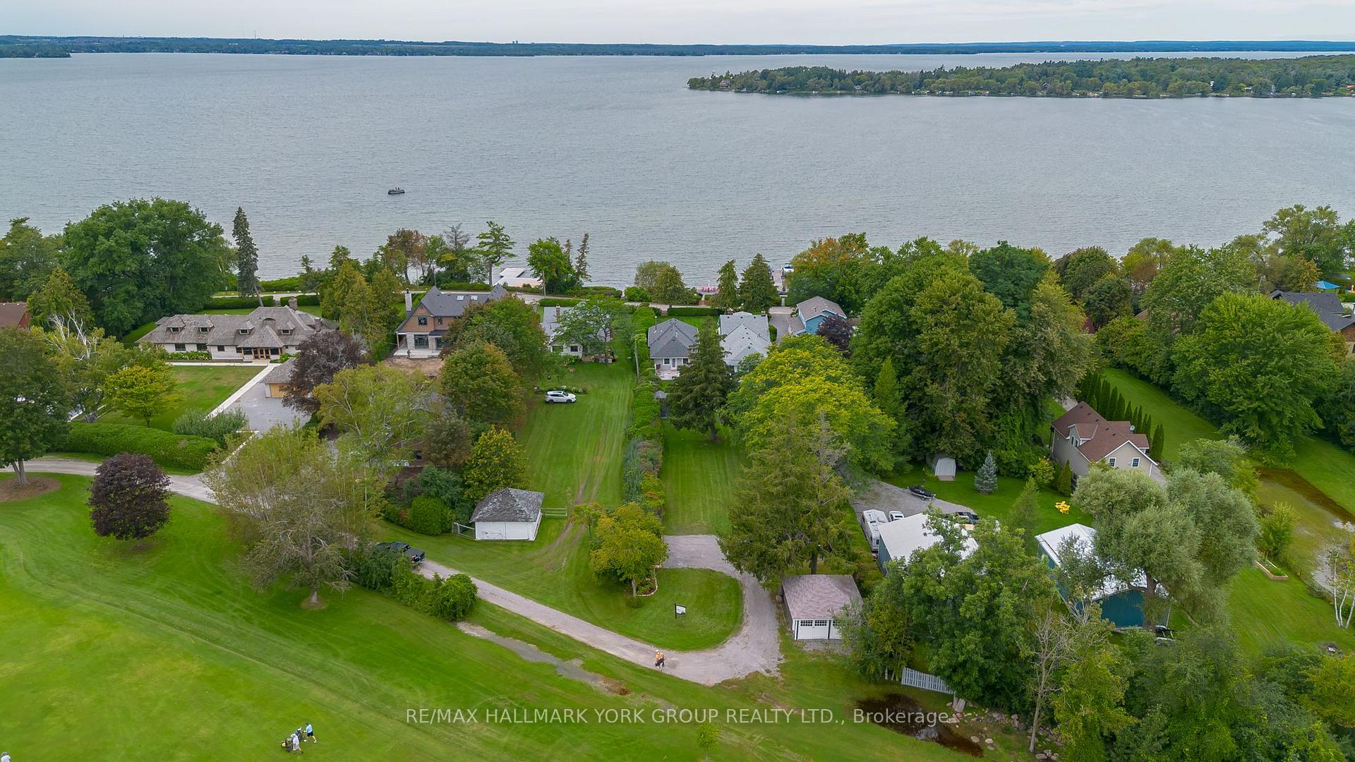 Photo 37 of 913 Lake Drive N, Georgina, Historic Lakeshore Communities — HOMEH