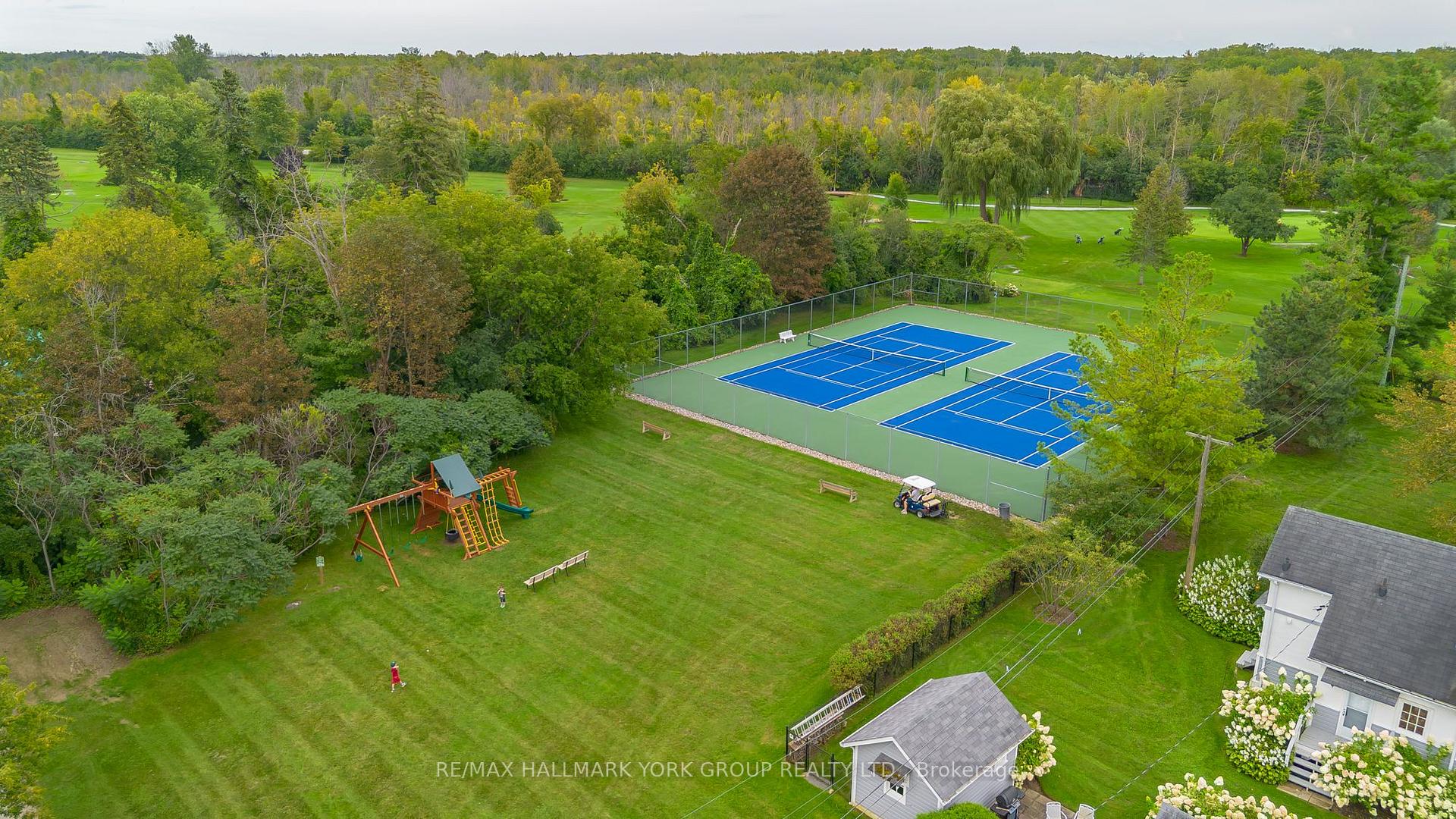 Photo 43 of 913 Lake Drive N, Georgina, Historic Lakeshore Communities — HOMEH