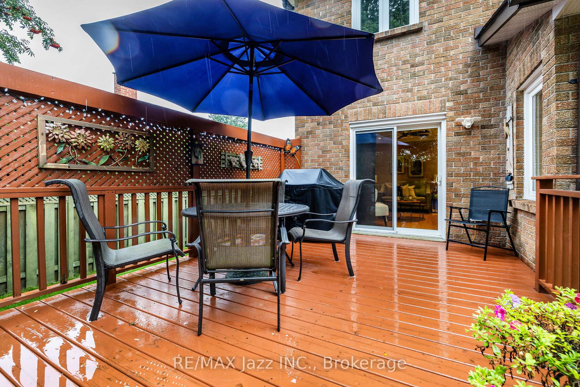 Photo 19 of 29 Valleycrest Drive, Clarington, Courtice — HOMEH