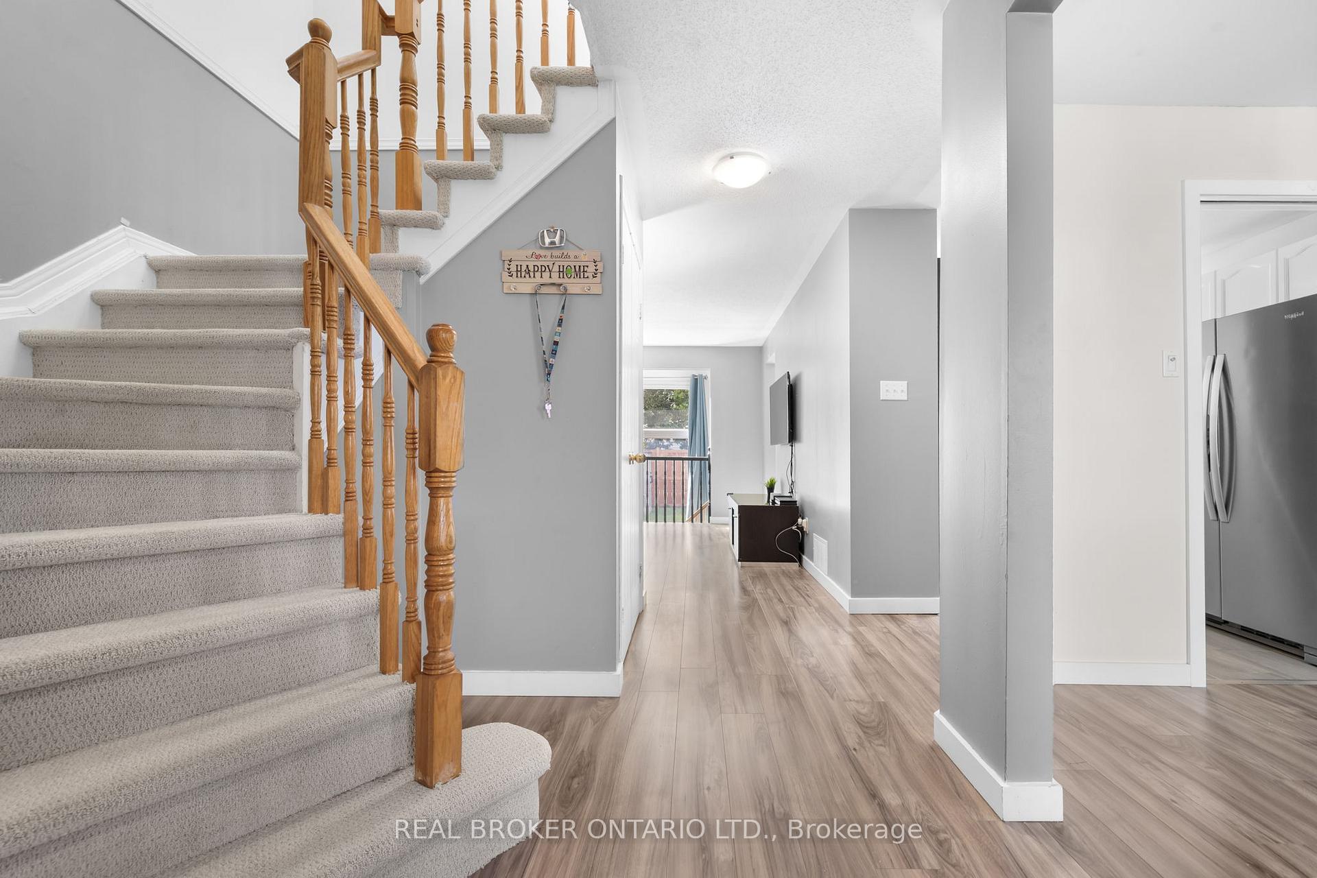 Photo 6 of 135 Daventry Crescent, Ottawa, Barrhaven - Longfields — HOMEH