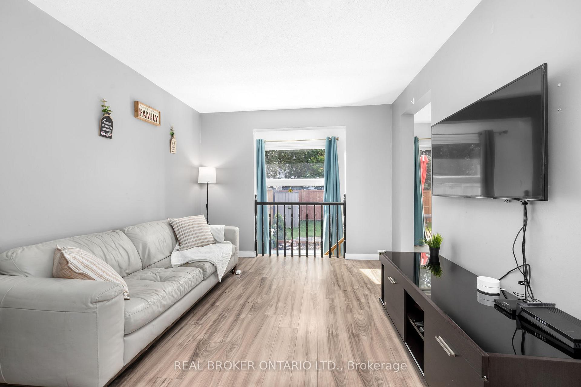 Photo 18 of 135 Daventry Crescent, Ottawa, Barrhaven - Longfields — HOMEH