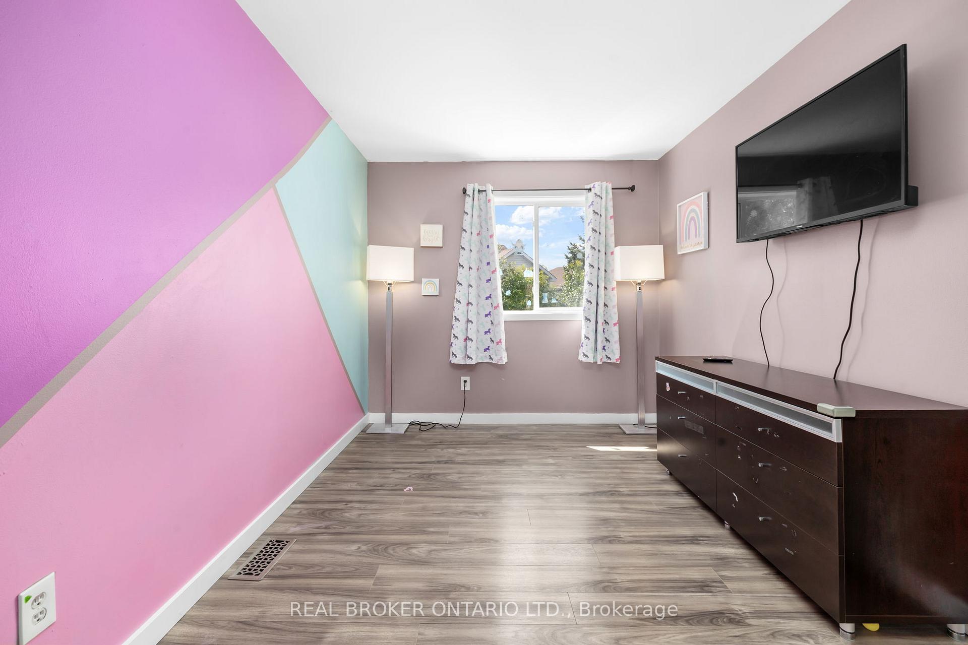 Photo 30 of 135 Daventry Crescent, Ottawa, Barrhaven - Longfields — HOMEH