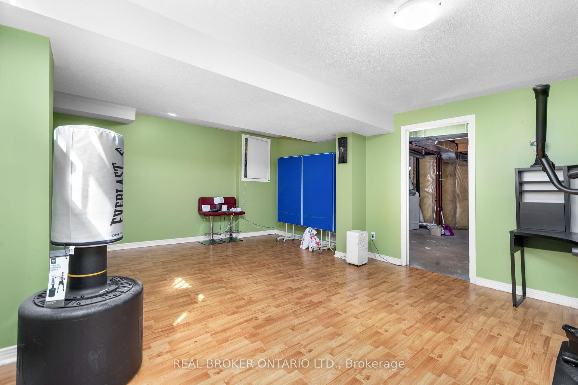 Photo 37 of 135 Daventry Crescent, Ottawa, Barrhaven - Longfields — HOMEH