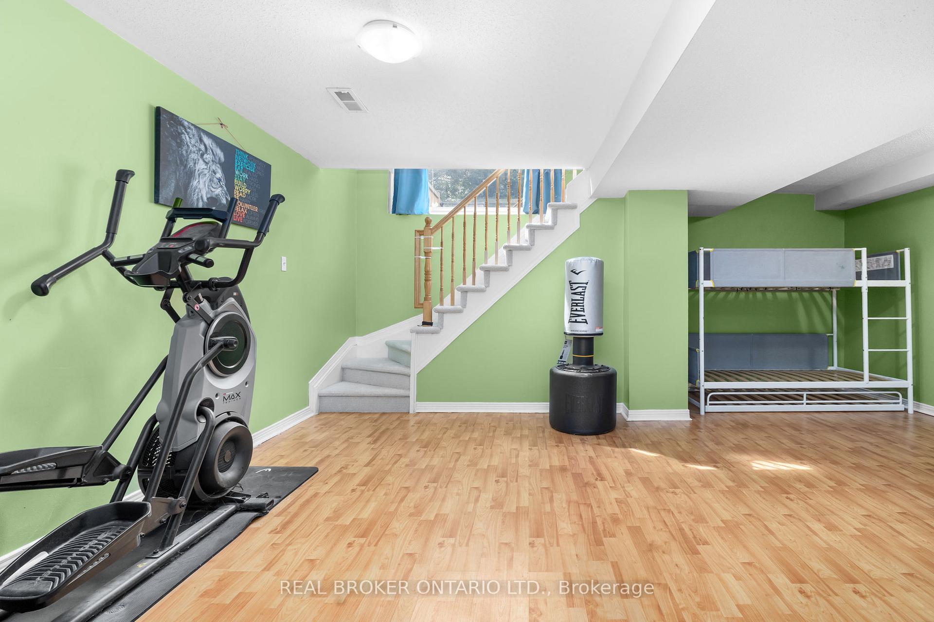 Photo 39 of 135 Daventry Crescent, Ottawa, Barrhaven - Longfields — HOMEH