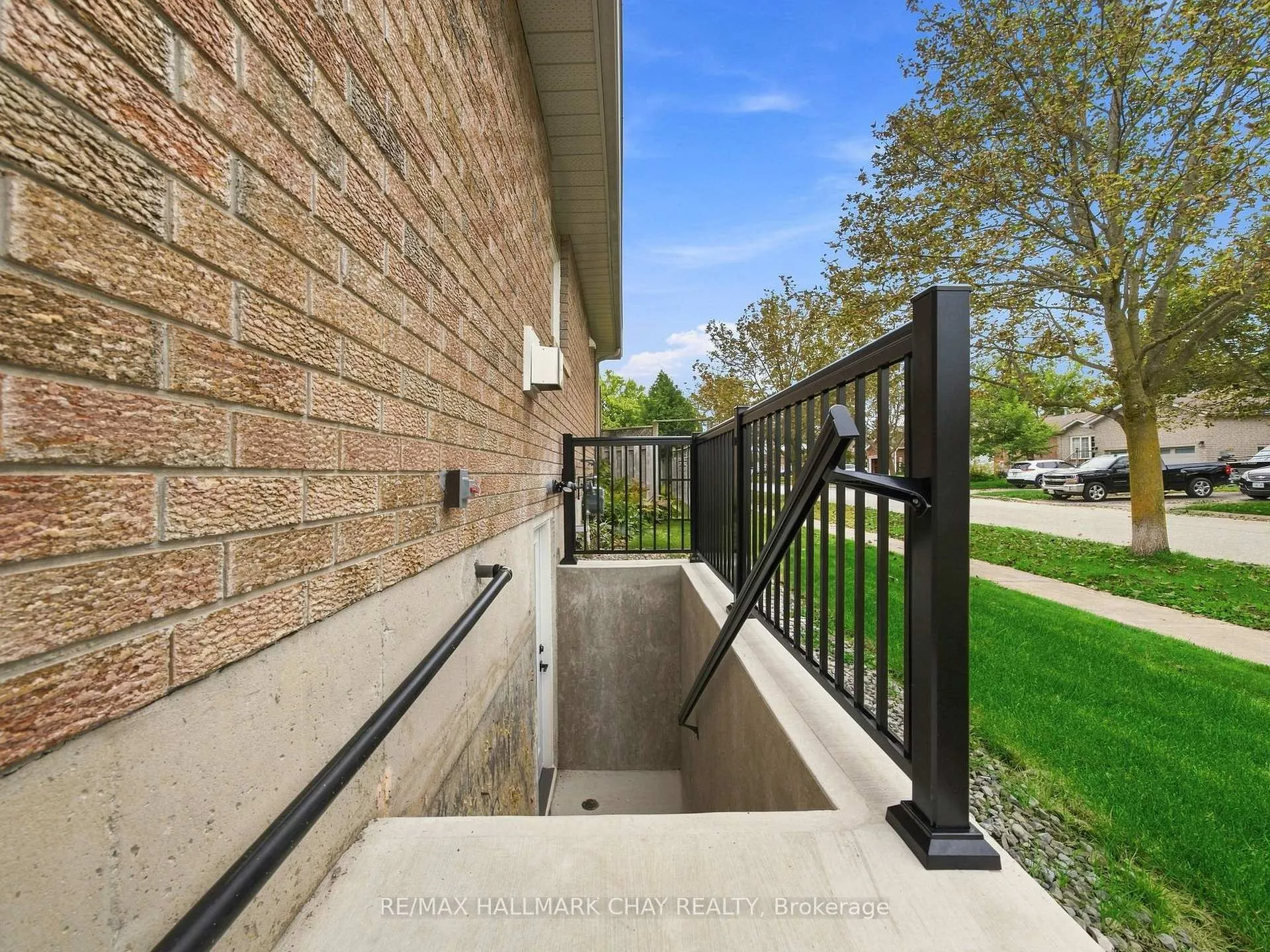 Photo 17 of Unit Lower, 1 Touchette Drive, Barrie, Holly — HOMEH