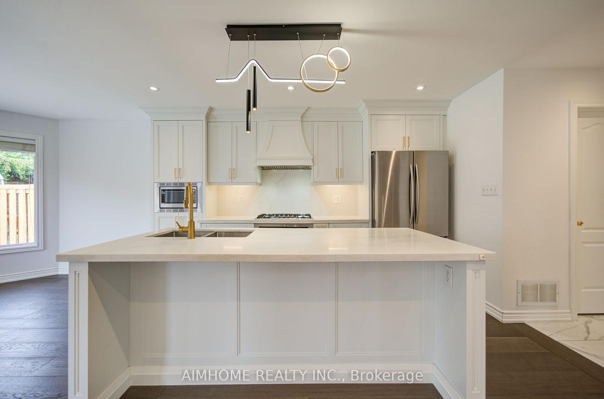 Photo 13 of MAIN - 28 Kiwi Crescent, Richmond Hill, Rouge Woods — HOMEH