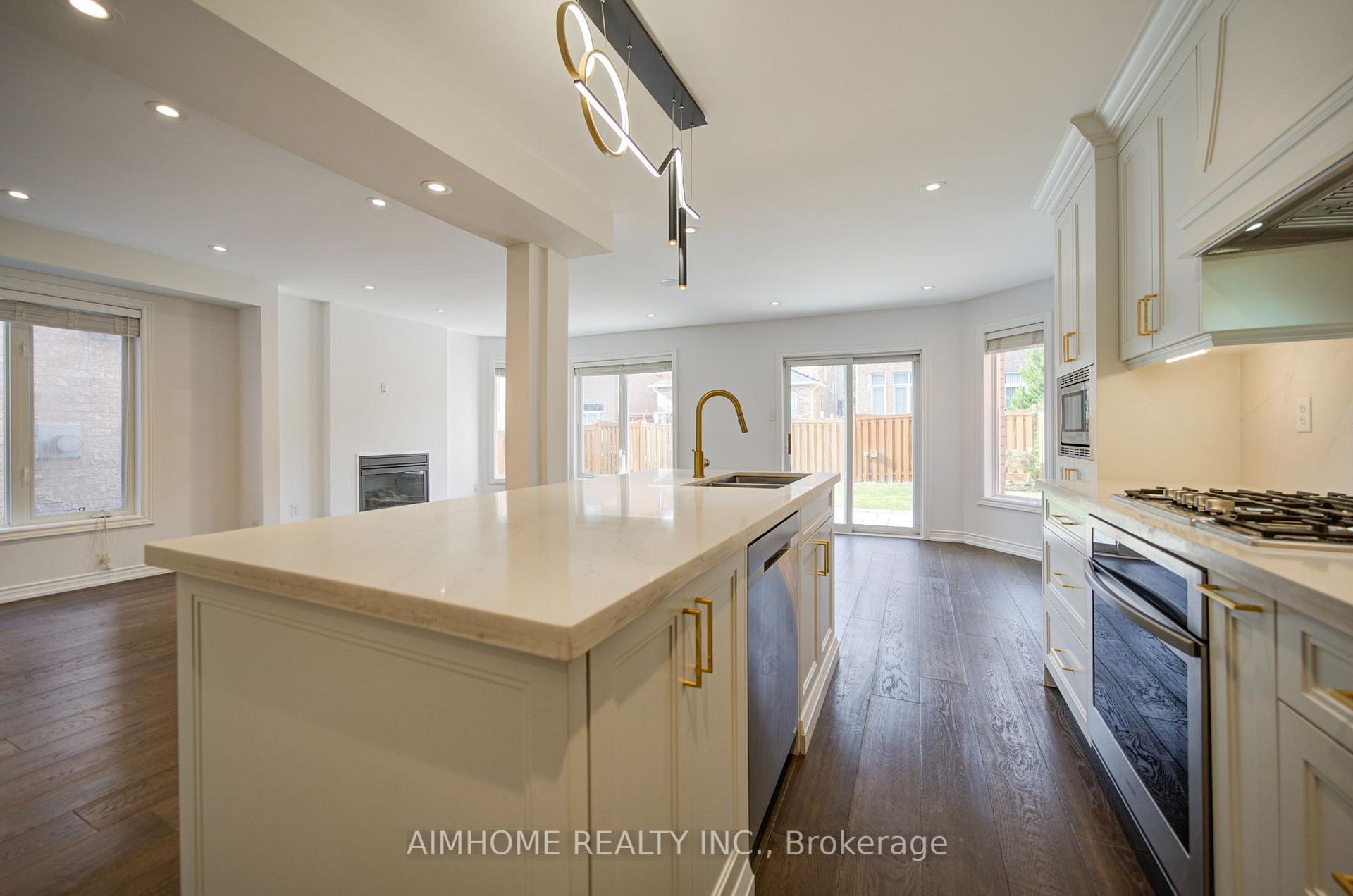 Photo 17 of MAIN - 28 Kiwi Crescent, Richmond Hill, Rouge Woods — HOMEH