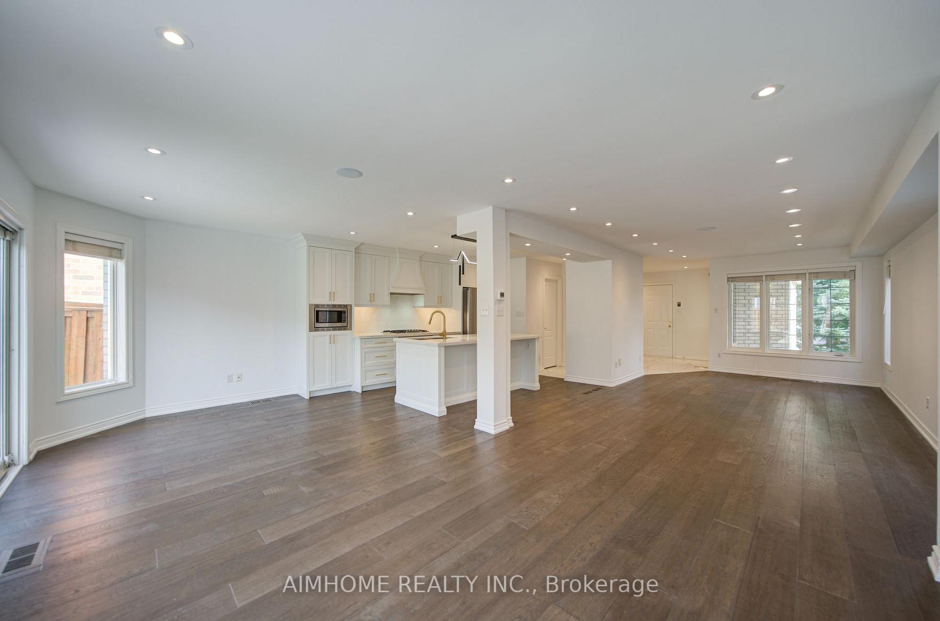 Photo 22 of MAIN - 28 Kiwi Crescent, Richmond Hill, Rouge Woods — HOMEH