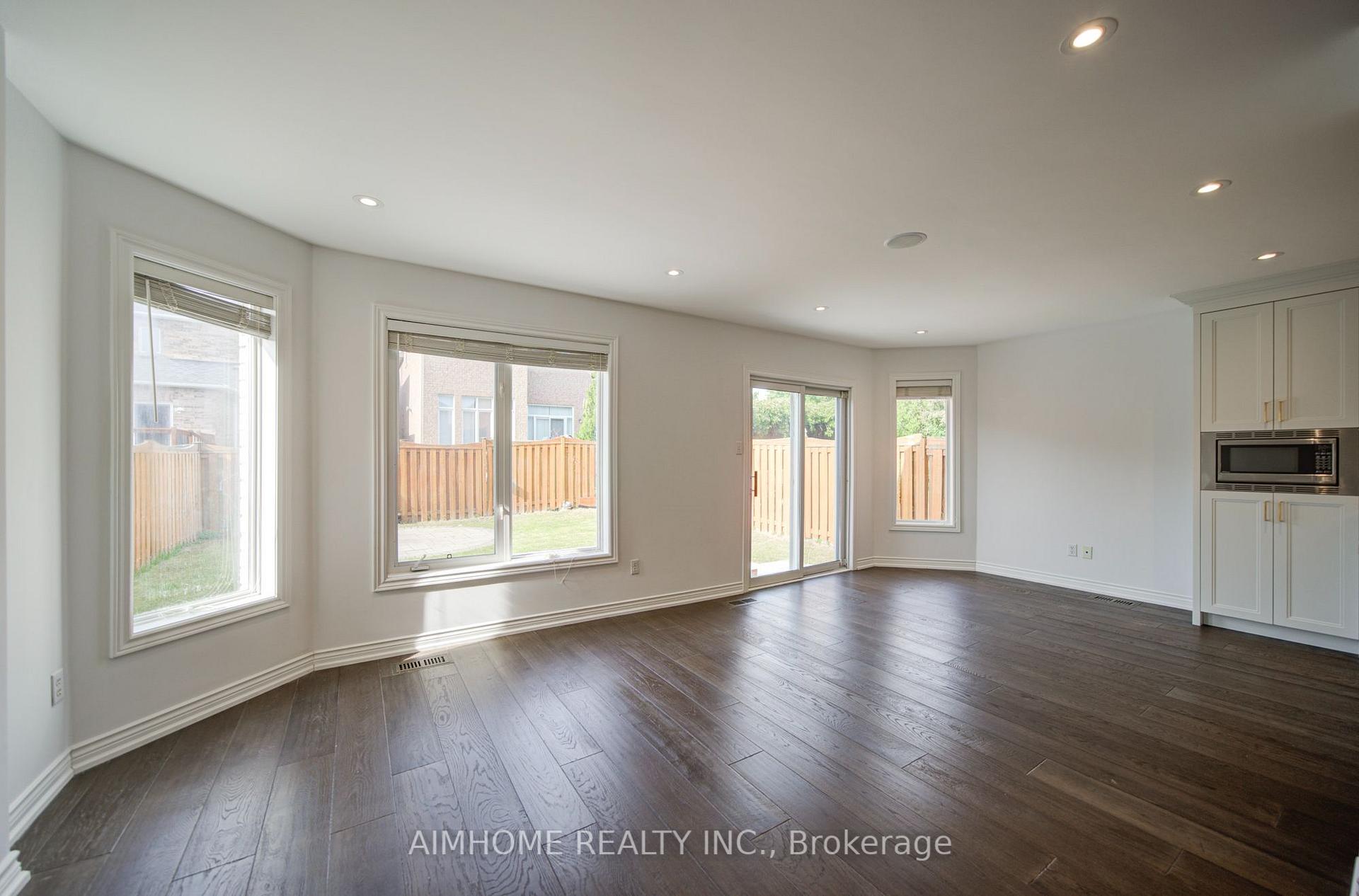 Photo 24 of MAIN - 28 Kiwi Crescent, Richmond Hill, Rouge Woods — HOMEH