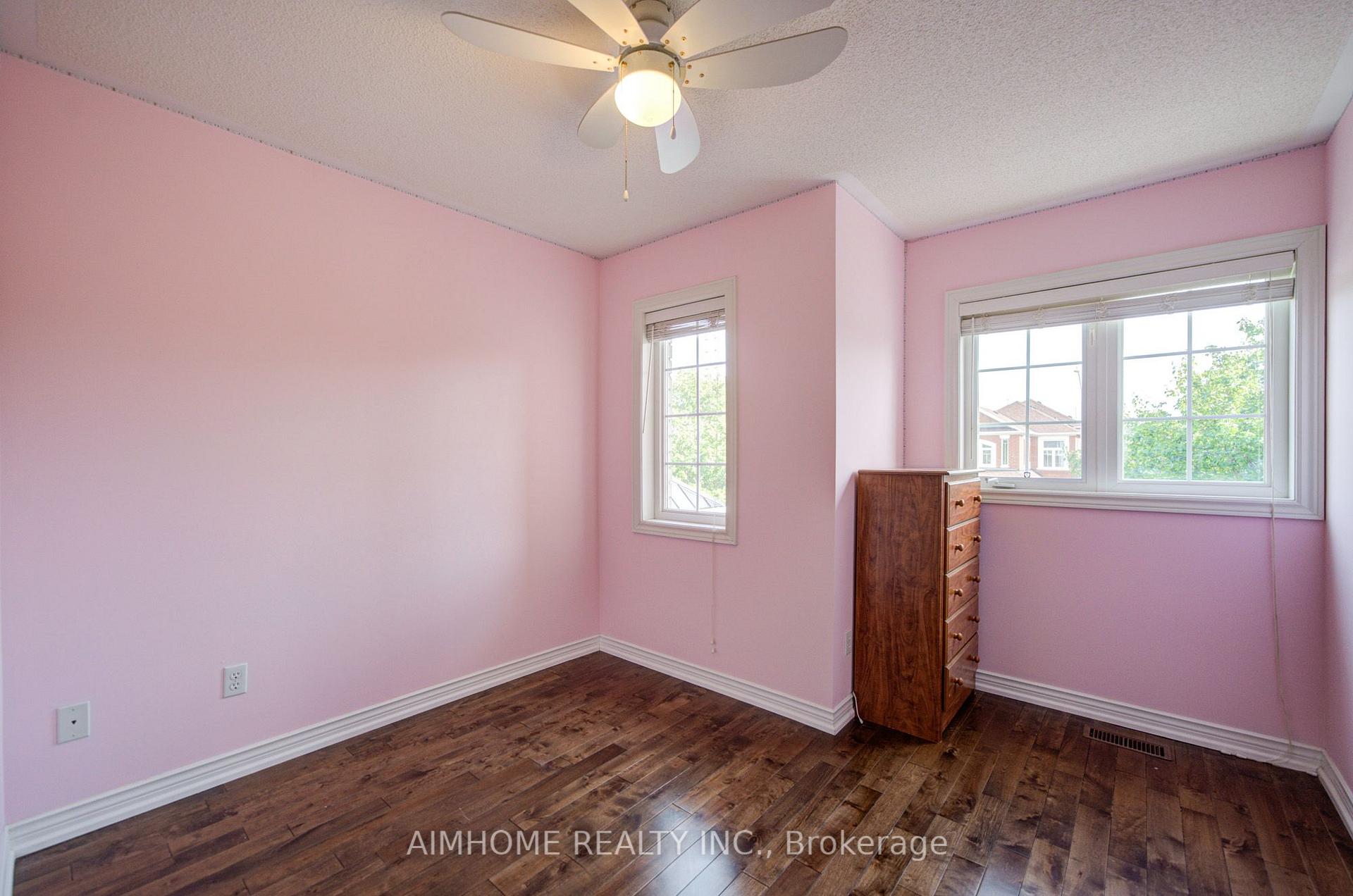 Photo 28 of MAIN - 28 Kiwi Crescent, Richmond Hill, Rouge Woods — HOMEH