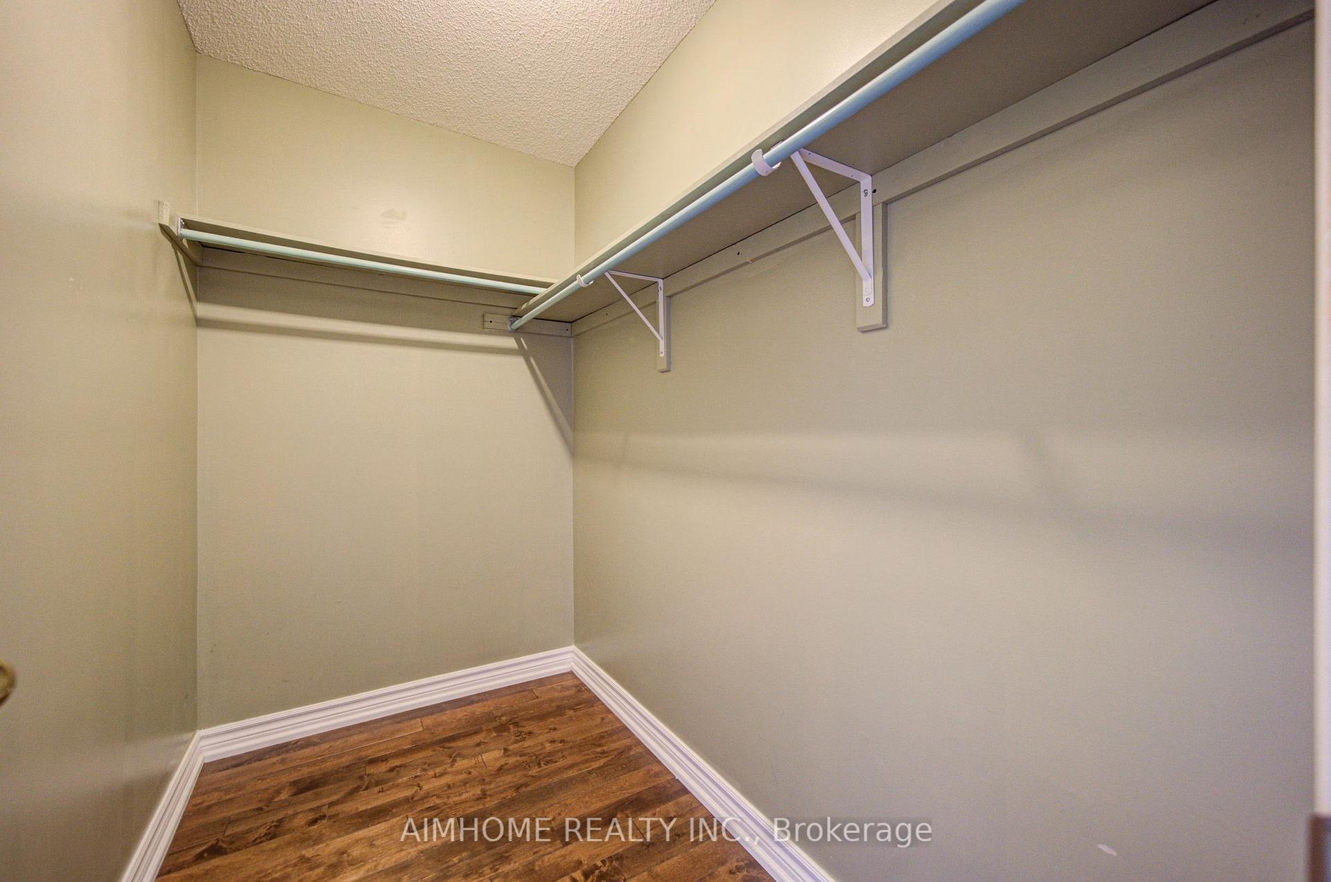 Photo 32 of MAIN - 28 Kiwi Crescent, Richmond Hill, Rouge Woods — HOMEH
