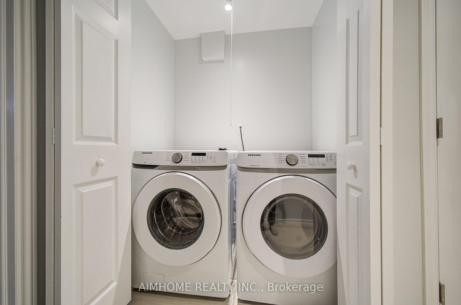 Photo 33 of MAIN - 28 Kiwi Crescent, Richmond Hill, Rouge Woods — HOMEH