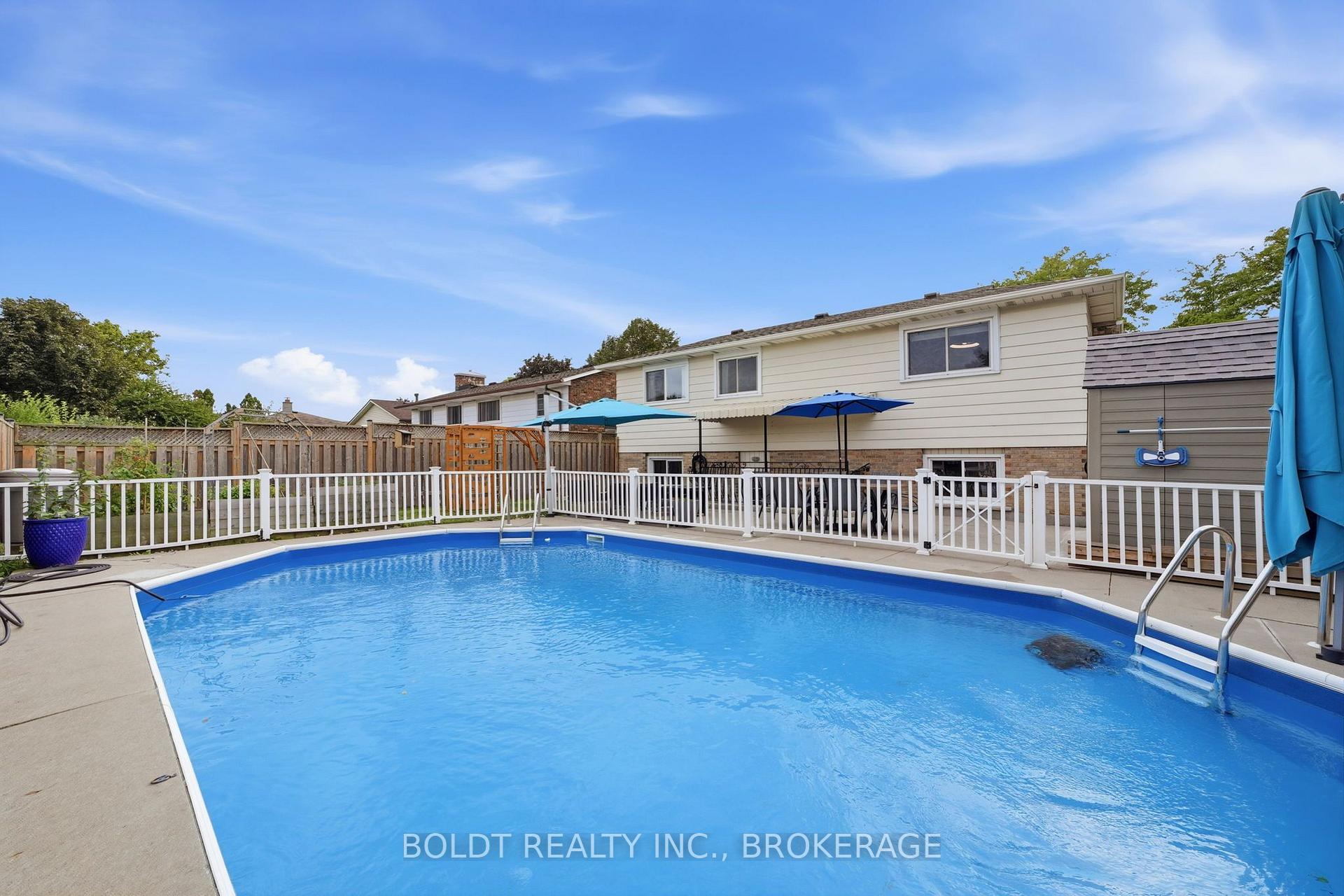 Photo 45 of 84 Allanbrook Street, Hamilton, Stoney Creek Mountain — HOMEH