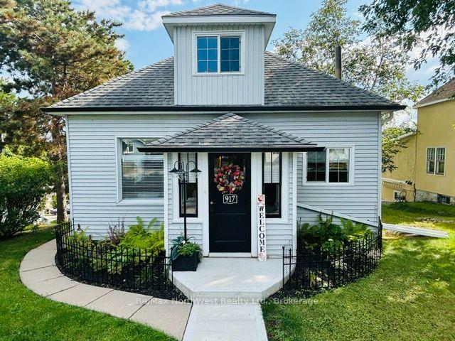 Photo 4 of 917 Park Street, Kenora, Central — HOMEH