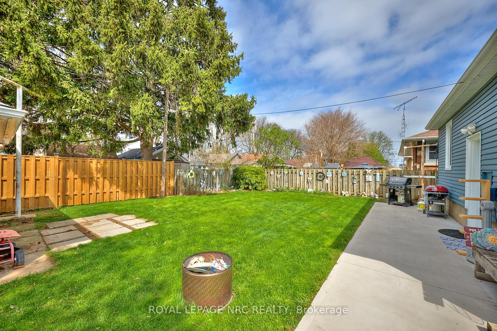 Photo 35 of 1 Thorndale Avenue, St. Catharines, Haig — HOMEH