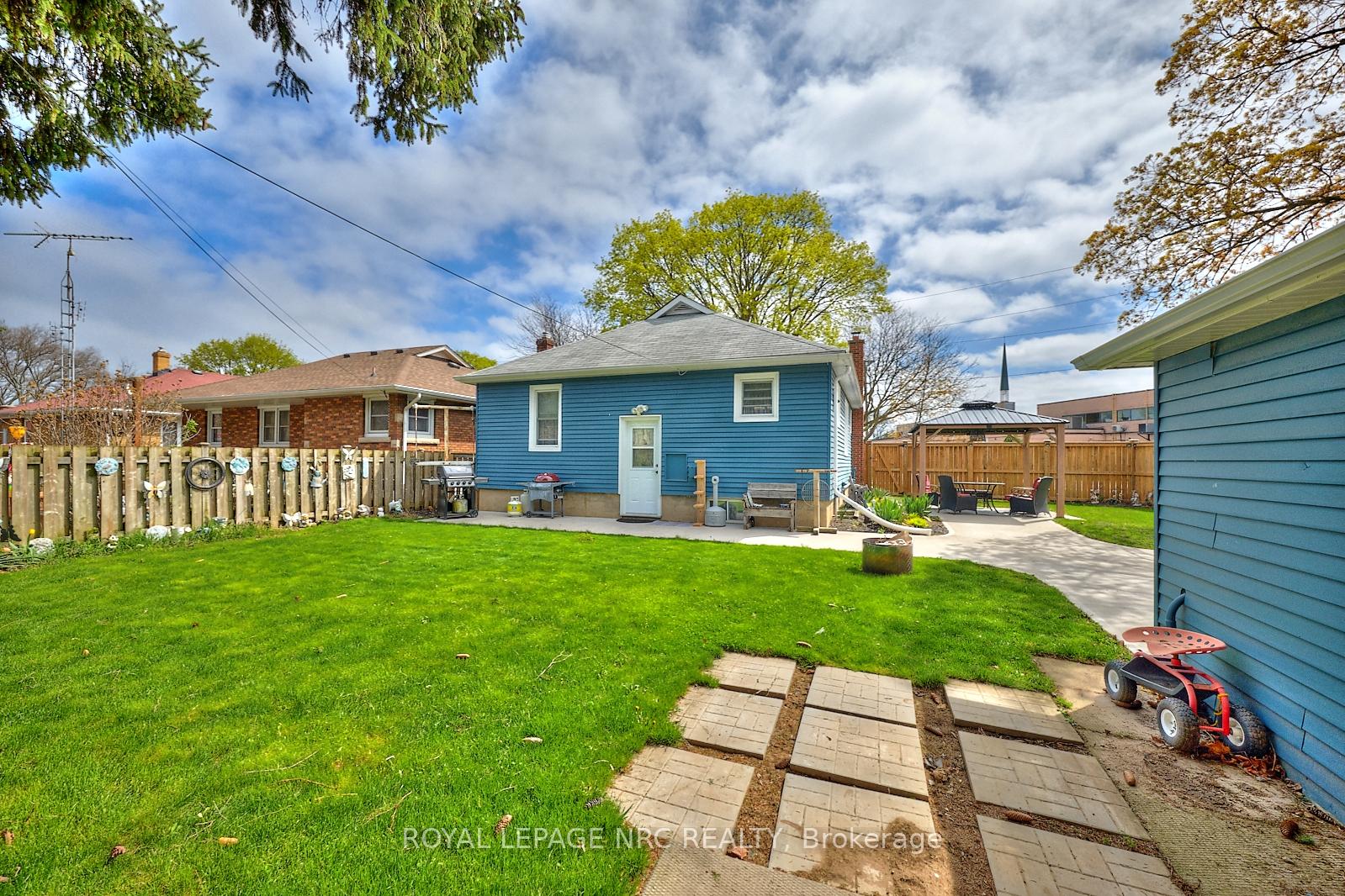 Photo 36 of 1 Thorndale Avenue, St. Catharines, Haig — HOMEH
