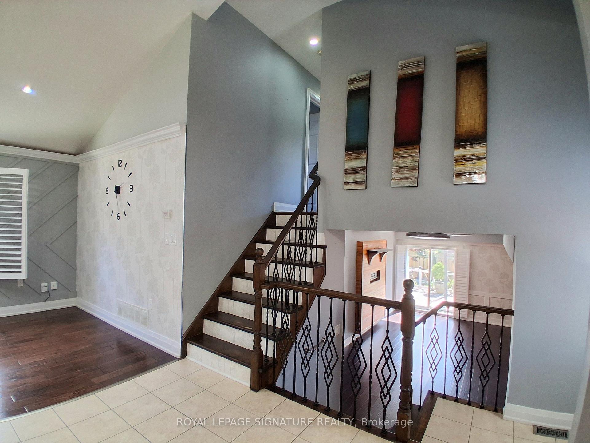 Photo 5 of 50 Shadetree Crescent, Hamilton, Stoney Creek Mountain — HOMEH