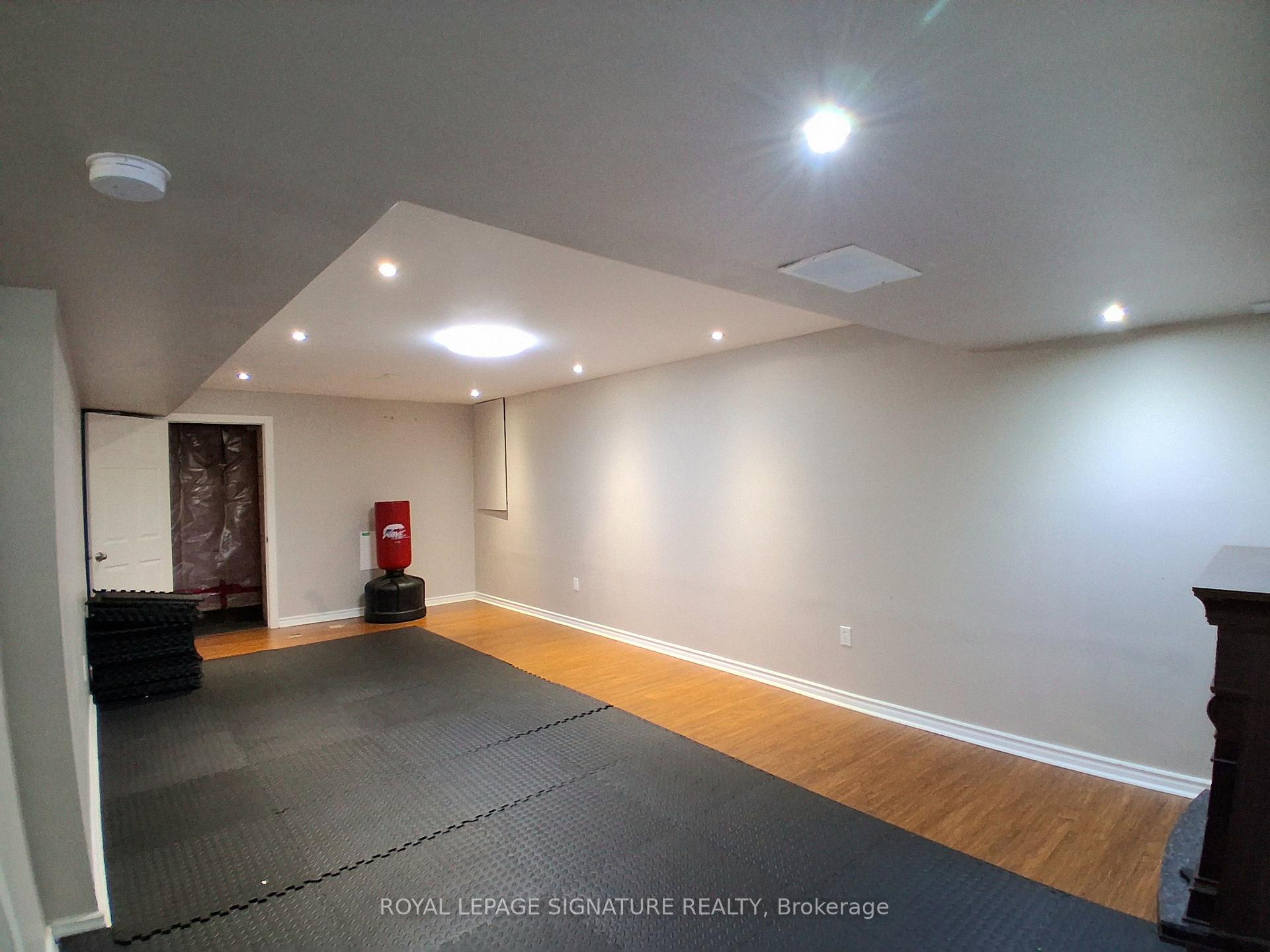 Photo 11 of 50 Shadetree Crescent, Hamilton, Stoney Creek Mountain — HOMEH